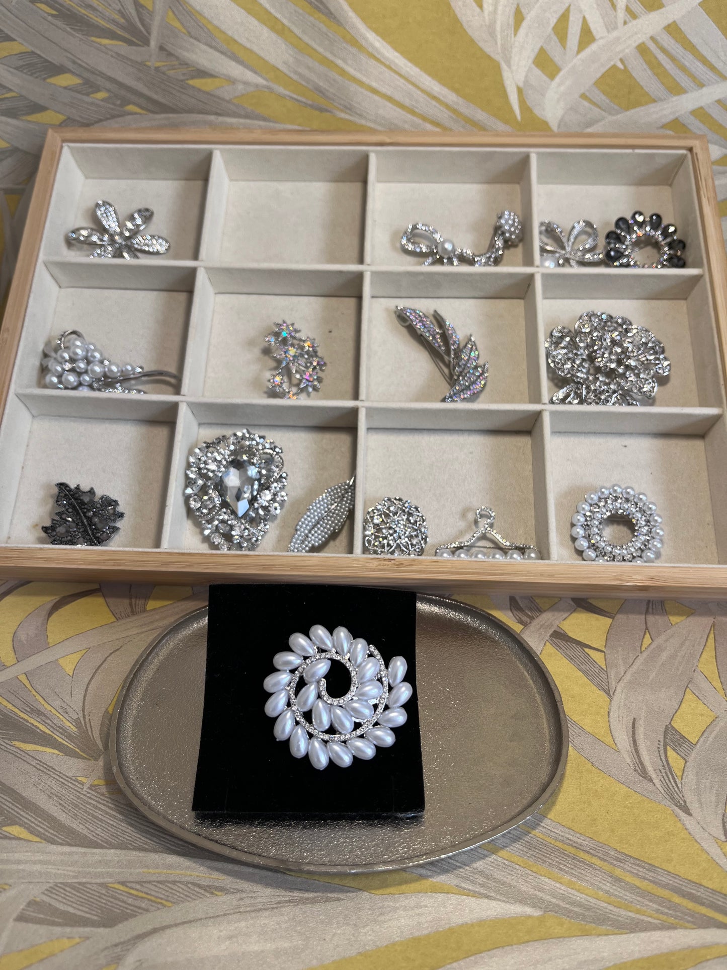 ZORAH - BROCHE